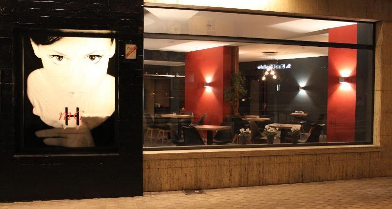 Mon Hotel A Gap Luaran gambar
