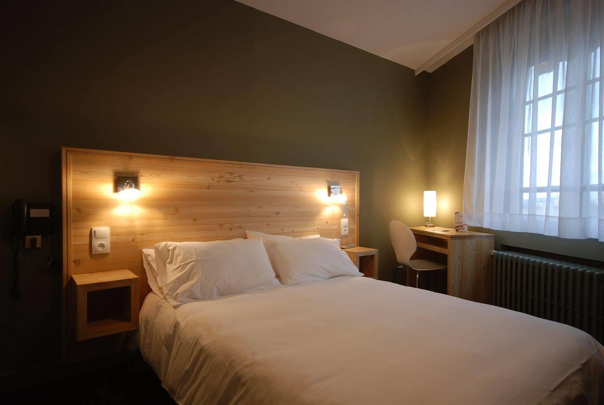 Mon Hotel A Gap Luaran gambar