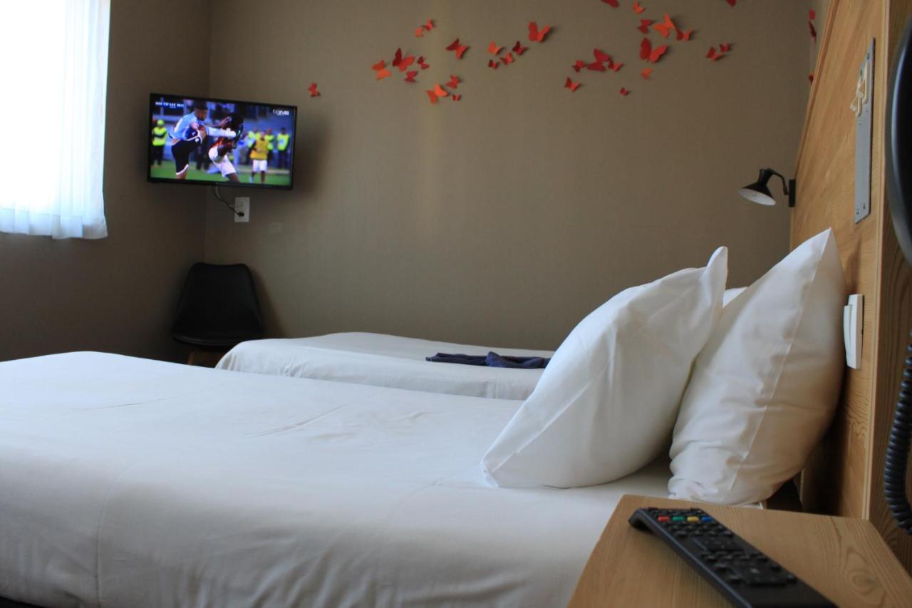 Mon Hotel A Gap Luaran gambar